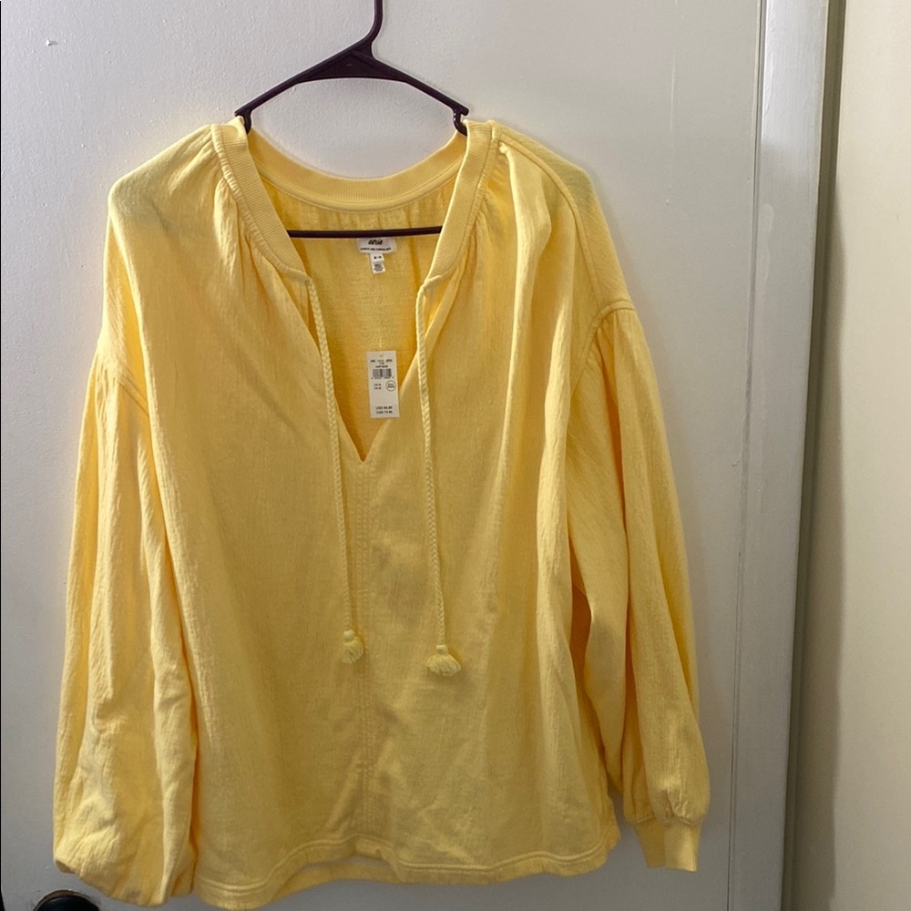 Aerie Light Yellow Hoodie
